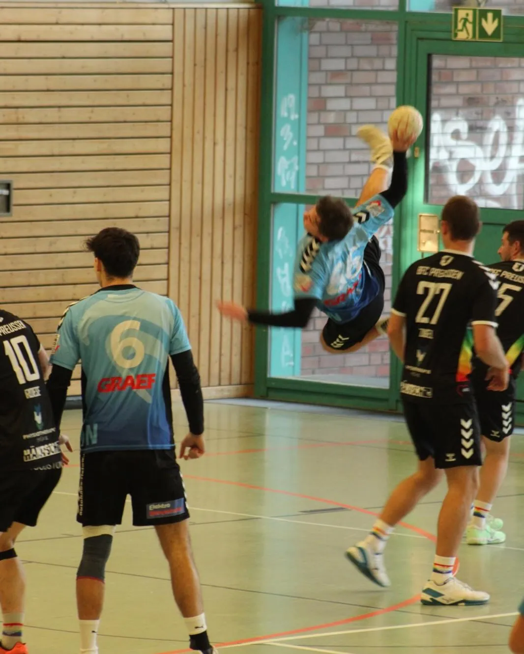 Foto 8 zum Beitrag Die 2. Männer sind Weihnachtsmeister der Verbandsliga!