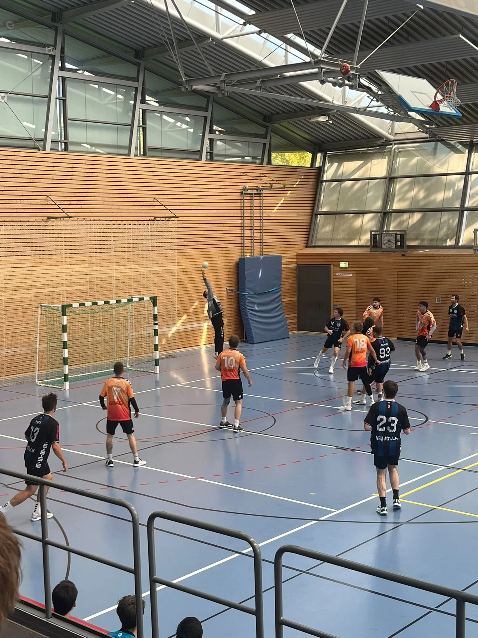 Foto 2 zum Beitrag Verbandsliga 04.10.2026 - HSG Neukölln gegen SG Hermsdorf/ Waidmannslust II