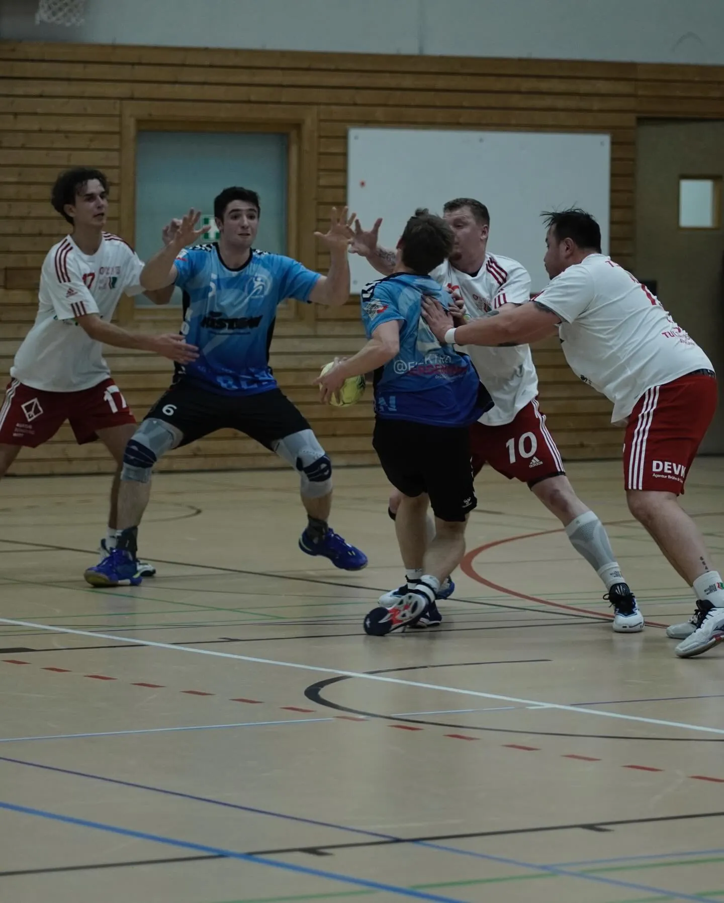 Foto 4 zum Beitrag Oberliga 10.1.26 - SG Hermsdorf-Waidmannslust gegen TSV Rudow
