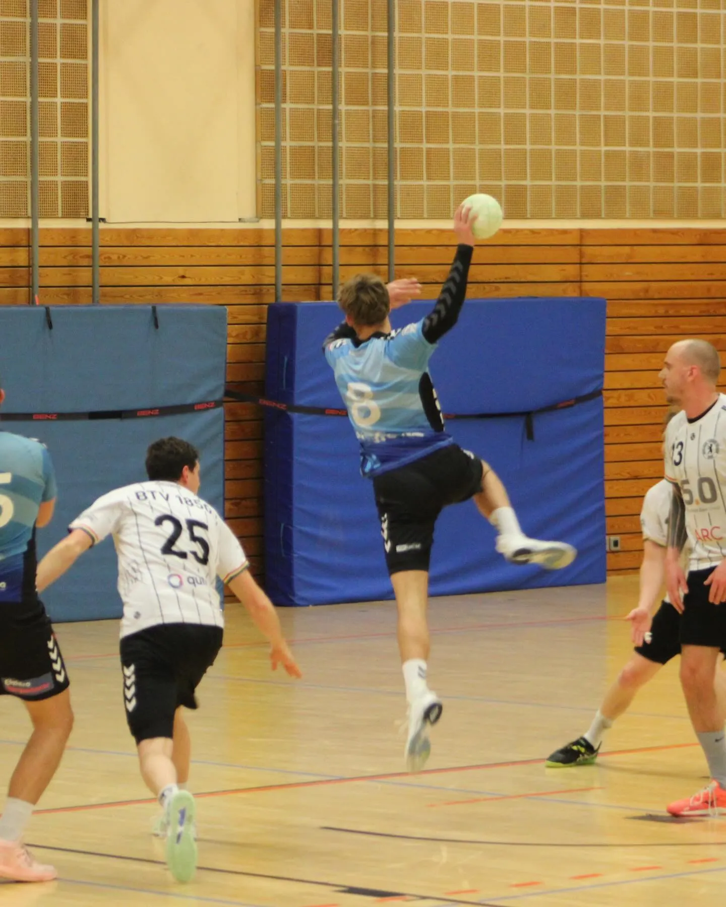 Foto 5 zum Beitrag Verbandsliga 24.01.26 - BTV 1850 II gegen SG Hermsdorf/ Waidmannslust II