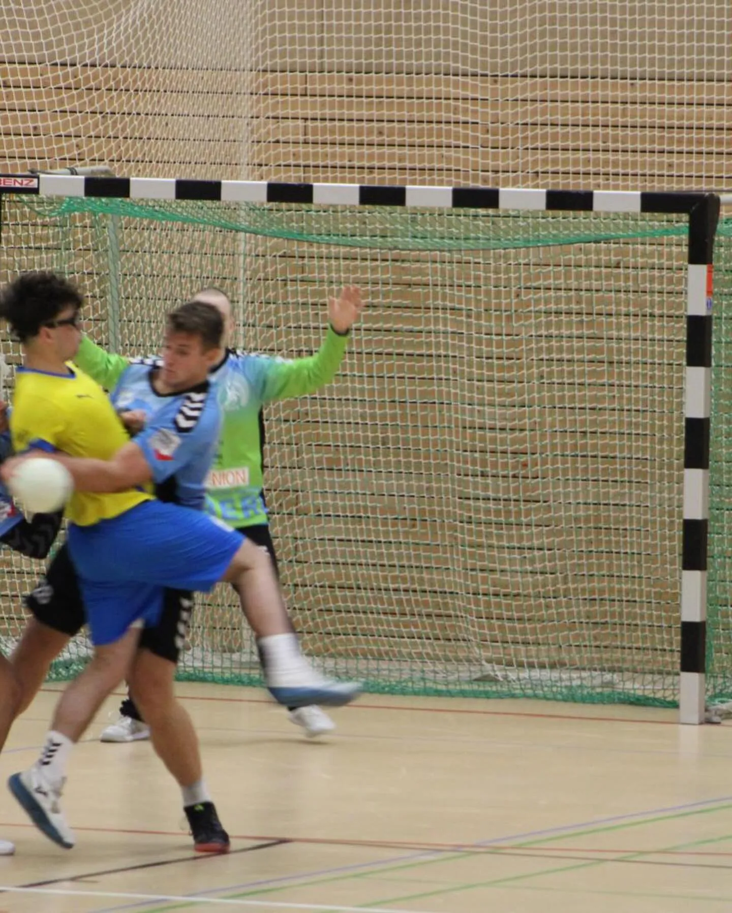 Foto 3 zum Beitrag Auswärtssieg gegen den AC Eintracht: Ein Handball-Krimi!