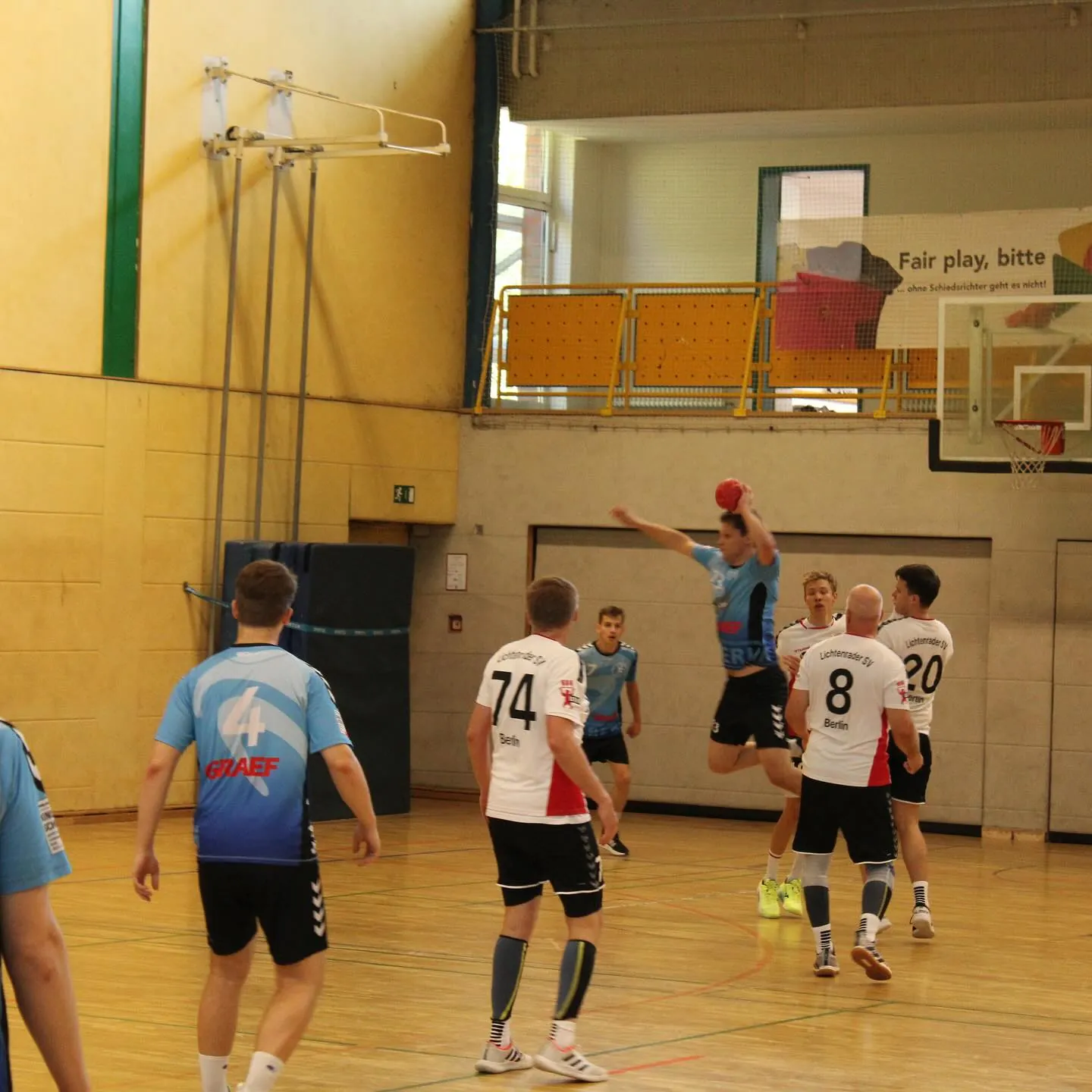 Foto 5 zum Beitrag Lichtenrader SV II -  2. Männer - 34:28 (18:15)