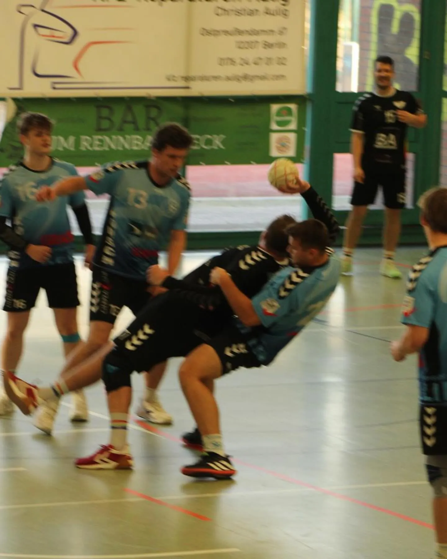 Foto 5 zum Beitrag Die 2. Männer sind Weihnachtsmeister der Verbandsliga!