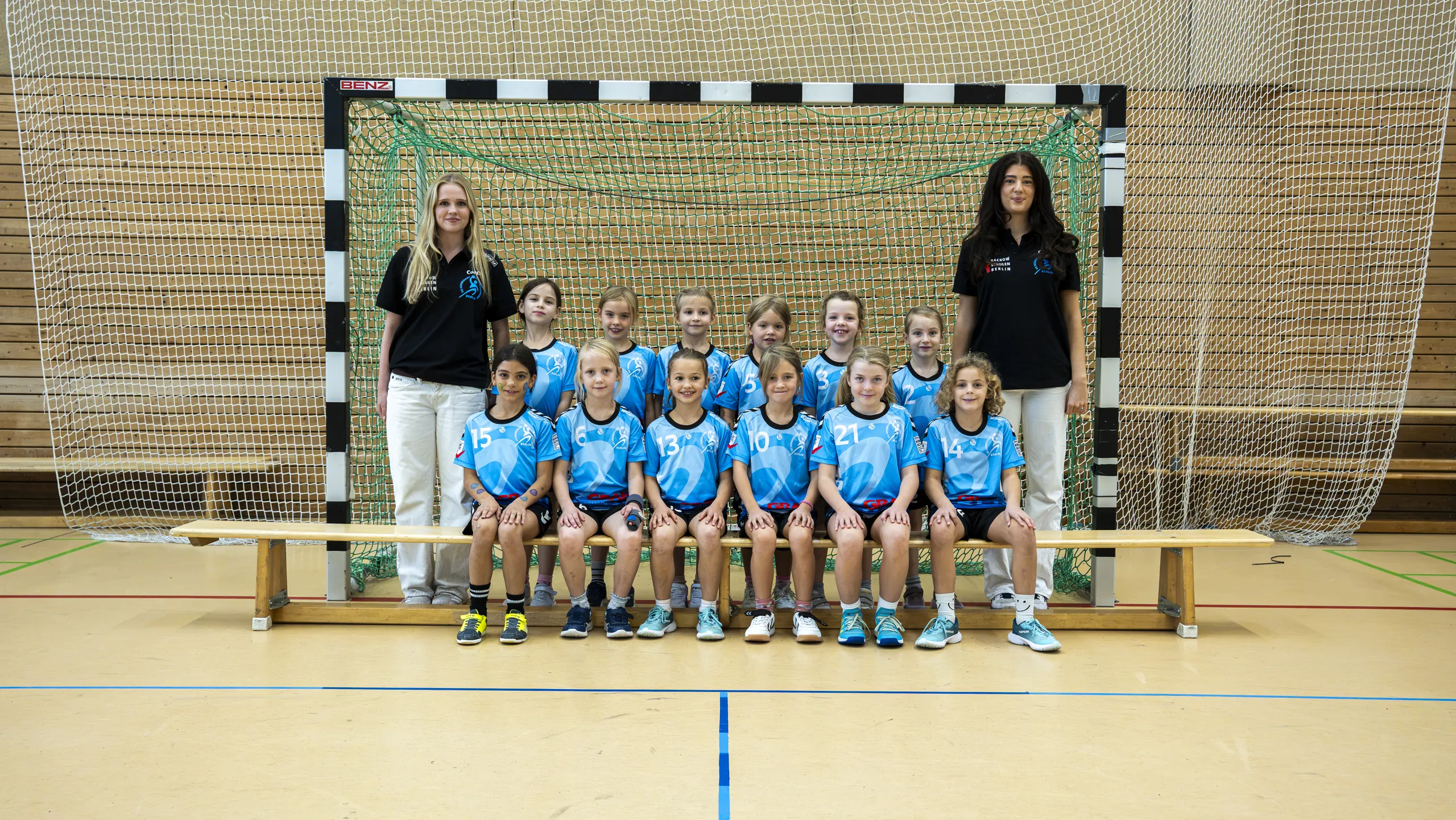 Teamfoto der weibliche F SB